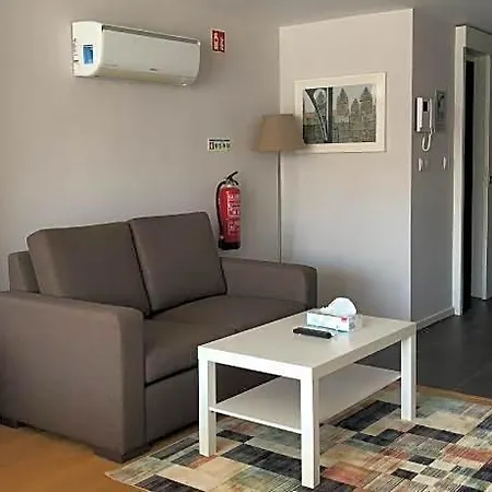 Szálloda Be Clerigos 3*